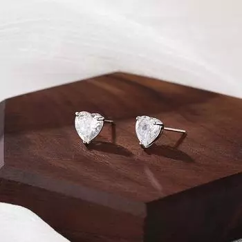 Простые и заботливые маленькие свежие серьги для женщин с новым легким роскошным высококачественным серьгой