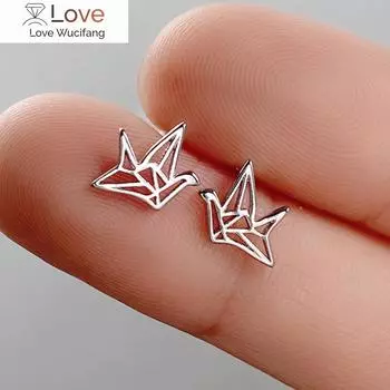 Простые изящные серьги-гвоздики, женские повседневные аксессуары с металлическим серебристым цветом, модные универсальные трендовые ювелирные изделия