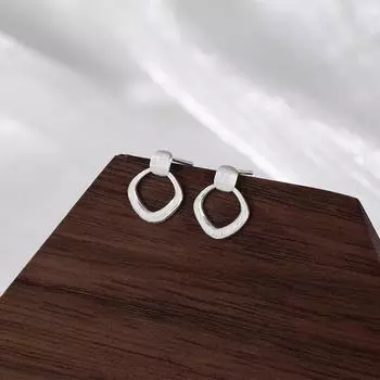 Простые матовые серьги в форме ромба, женские нишевые серьги высокого класса, новые серьги