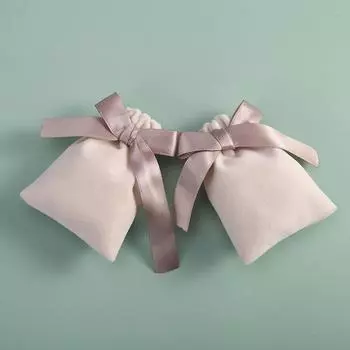 Простые однотонные бархатные мешочки для упаковки ювелирных изделий, сумки, маленькие подарочные сумки с завязками на ленте, сумки для хранения ожерелий, браслетов, сережек as the picture