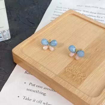 Простые серьги-бабочки цвета макарон, высококачественные, легкие роскошные серьги, новые нишевые универсальные уникальные серьги