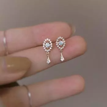 Простые серьги с полой кисточкой для темперамента золотистый