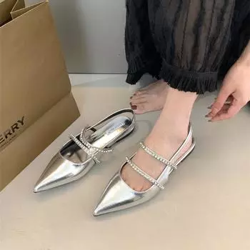 Простые шипы, ромбовидные, на низком каблуке, с плоским дном, противоскользящие женские туфли 2024 года, новые модные повседневные туфли Baotou однотонного цвета на плоской подошве, весна 35 покинуть белый