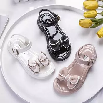 Простые универсальные классические босоножки для девочек с бантом, лето 2024, новые глянцевые детские модные сандалии с квадратными пуговицами, однотонные, корейский стиль, ПУ 21 чёрный