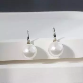 Простые жемчужные серьги Элегантные и универсальные туфли на высоком каблуке Крючки для ушей Изысканные модные персонализированные и высококачественные серьги