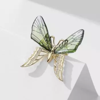 Прозрачная брошь-бабочка с крыльями и индивидуальным дизайном