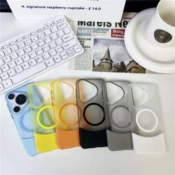 Прозрачный матовый цветной чехол для ПК с магнитной вставкой снизу вверх для Huawei Pura 70 Ultra Pro Plus, противоударный чехол-накладка с защитой от отпечатков пальцев Pura 70 чёрный