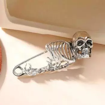 Пряжка для шнурка в виде черепа, металлический скелет, украшение для шнурка кроссовок, ботинок, уникальная брошь в виде черепа, аксессуар для вечеринки на Хэллоуин 6 cm серебряный