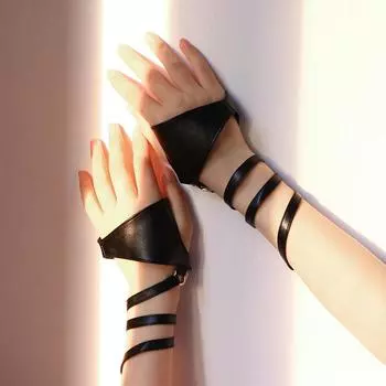 PU кожа модный дизайн однотонный панк костюм женские перчатки Лолита перчатки без пальцев повязка на запястье A
