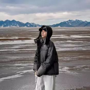 PU кожа несмываемый пух хлопковая одежда женская 2024 новая короткая зимняя модная одежда из хлеба утолщенная хлопковая одежда куртка прилив M [Recommended below 60 kg] серый