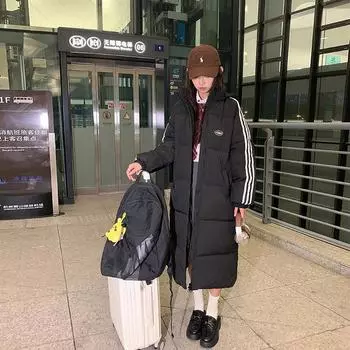 Пуховая хлопковая утепленная одежда женская 2024 зимняя новая средняя и длинная хлопковая утепленная женская куртка с буквами утолщенная женская хлопковая утепленная куртка модная S чёрный