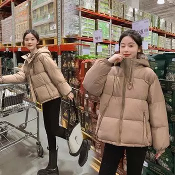 Пуховая женская короткая утолщенная свободная косая молния с капюшоном, маленькая на ощупь M чёрный