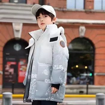 Пуховик средней длины для мальчиков, новинка 2023 года, зимняя утолщенная теплая модная куртка 130 чёрный/белый