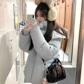 Пуховик женский 2024 зима новый короткий утолщенный свободный и тонкий с капюшоном маленькая куртка хлеб S [90-55kg] серо голубой