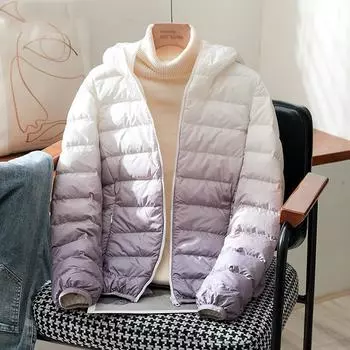 Пуховик женский легкий короткий с постепенным изменением цвета 90% белый утиный пух воротник-стойка с капюшоном приталенный маленький легкий пуховик прилив S [recommended 80-45kg]