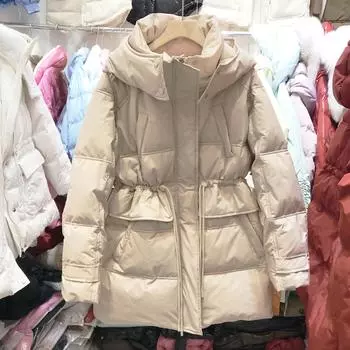 Пуховик женский, средний и длинный, 2024, новый приталенный, модный, маленький, мужской, зимняя куртка с капюшоном, на талии, с завязками, белый утиный пух S (up to 62.5 kg) хаки