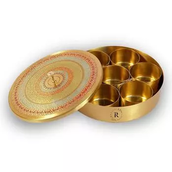 Коробка для специй из чистой латуни | Круглая, диаметром 8 ДЮЙМОВ | Работа BIDRI | В комплект входят 7 контейнеров и 1 ложка