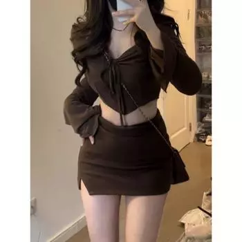 Pure Desire, новинка весны/лета, нерегулярный плиссированный низ, квадратный вырез, длинный рукав, укороченный топ Y2k + юбка, комплект из 2 предметов, 2024 S коричневый