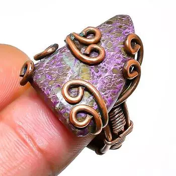 Кольцо из медной проволоки с драгоценным камнем пурпурит, размер 6,5