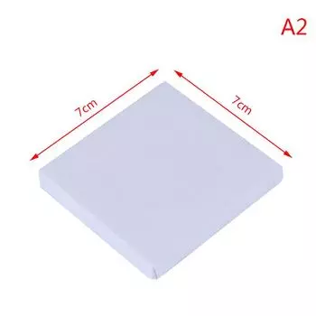 Пустая белая мини-маленькая растянутая художественная доска на холсте художника акриловая масляная краска as the picture