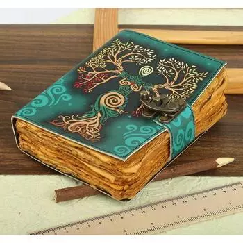 Пустая Книга Заклинаний Дневника Теней с застежкой-замком Антикварная ручная работа с краем Декле 8 x 6 in разноцветный