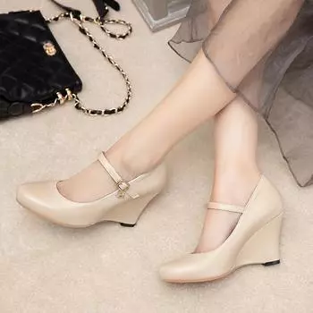 Q/Женские туфли на наклонном каблуке просты и удобны.. Однотонные светлые туфли оверсайз с низким берцем 34 абрикосовый