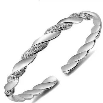 Qiao Lan Xuan Имитация Чистого Серебра Love Interleating Браслет, Женский Маленький Браслет Производитель Оптовая Модные и Щедрые Серебряные Ювелирные Изделия Adjustable size