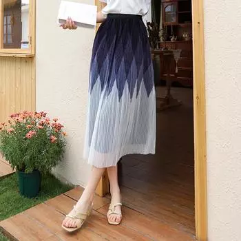 Qooth Лидер продаж, женская повседневная тюлевая плиссированная юбка с градиентным принтом, модная юбка-пачка миди с эластичной резинкой на талии на весну и лето QT2343 чёрный