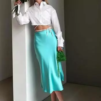 Qooth Новинка 2024 года, элегантные женские офисные юбки миди, весенние женские летние длинные юбки с высокой талией, однотонная фиолетовая атласная шелковая юбка QT2403 S чёрный