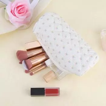Quilted Makeup Bag Floral Cosmetic Bag Aesthetic Soft Pencil Case Large Capacity Portable Lipstick Bag for Women Girls