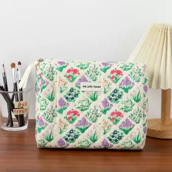 Quilted Makeup Bag Travel Toiletry Bag Aesthetic Makeup Organizer Bag Large Capacity Simple Skincare Bag Soft Makeup Storage Bag S цветочный