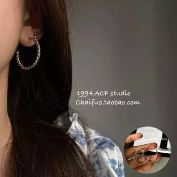 R671 Studio Metal Non-Fading Neutral Ear Studs Silver 30mm pair