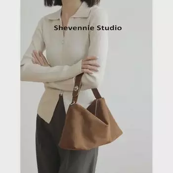 R Style Frosted Cowhide Handbag: Simple Commuter Pillow Tote for Autumn/Winter 2024