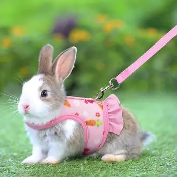 Rabbit Harness Adjustable Buckle Breathable Mesh Vest Skirt Small Pet Traction Harness Suit Guinea Pig Rabbit Outdoor Supplies S розовый
