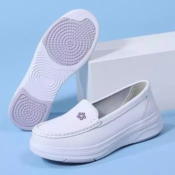 Рабочая обувь для медсестер на платформе для женщин, удобные дышащие нескользящие кроссовки, женская повседневная обувь для медсестер из кожи, легкие прогулочные мокасины 34