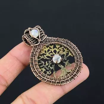 Радужный лунный камень Драгоценный камень Чистая медная проволока Обернутая ювелирная подвеска ручной работы 2.17 Inches белый