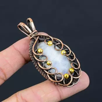 Радужный лунный камень, драгоценный камень, чистая медная проволока, обернутая ювелирным кулоном ручной работы 2.60 Inches белый