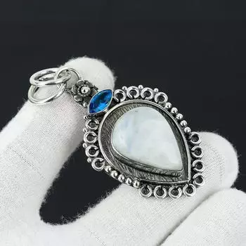 Радужный лунный камень, серебряный кулон с синим топазом, ювелирный кулон из стерлингового серебра 925 пробы, кулон из натурального лунного камня для женщин для подарков 2.55 белый
