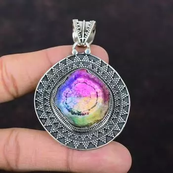 Радужный солнечный кварцевый кулон с друзами. Изящный кулон из драгоценного камня. Ручная работа. Лучший дизайн ювелирных изделий. Подвеска из стерлингового серебра 925 пробы. Винтажная подвеска для подарка.