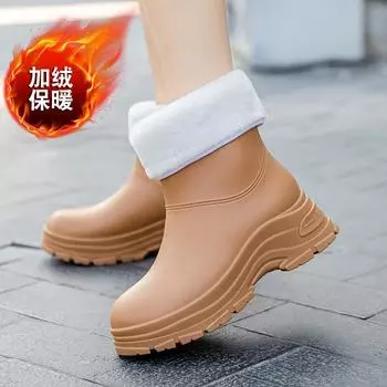 Rain shoes women s 2024 new medium tube waterproof shoes Internet celebrity fashion middle heel rubber shoes soft velvet warm rain boots 36