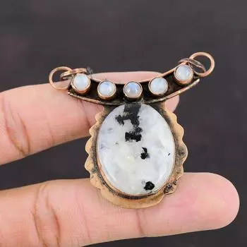 Кулон с радужным лунным камнем, медный кулон, ювелирные изделия ручной работы, стильный кулон, драгоценный камень, медные ювелирные изделия, подарок на годовщину для мамы, ювелирные изделия из лунного камня