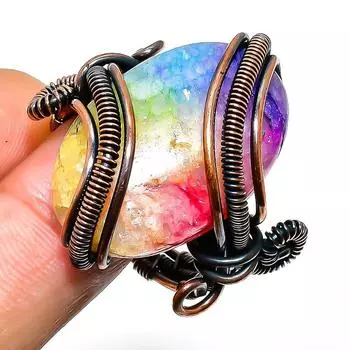 Ювелирное кольцо с радужным солнечным кварцем и медной проволокой, размер 9,5