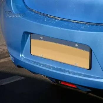 Рамки номерных знаков с анти-УФ-покрытием Устойчивы к растрескиванию Простая установка Универсальный комплект крышек номерных знаков против пожелтения прозрачный