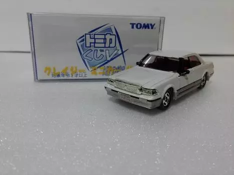 Распроданный Tomica Kuji V Toyota Crown 130 series Pearl двухцветный Crazy Mini Car Circle с чехлом отправлен со склада Amazon