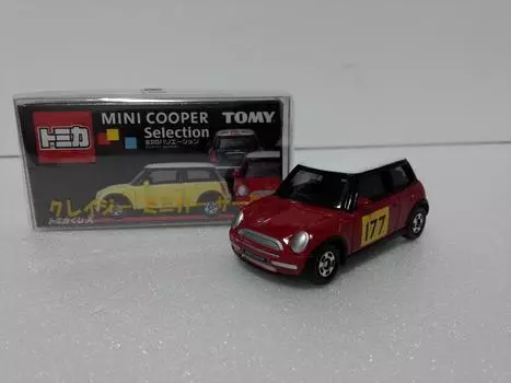 Распроданный Tomica Lottery X Mini Cooper Selection Chili Red Crazy Mini Car Circle с чехлом отправлен со склада Amazon