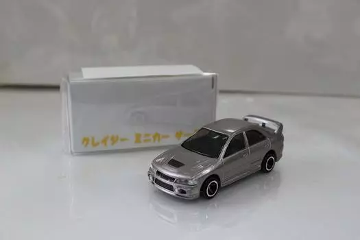 Распродано Tomica Tomica 30th Anniversary Memorial Mitsubishi Lancer Evolution Сделано в Китае Crazy Mini Car Circle с чехлом и белой фольгой Отправлено белый