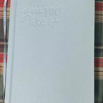 Распродажа всех компонентов первого комплекта членства Jenny, за исключением членских карт