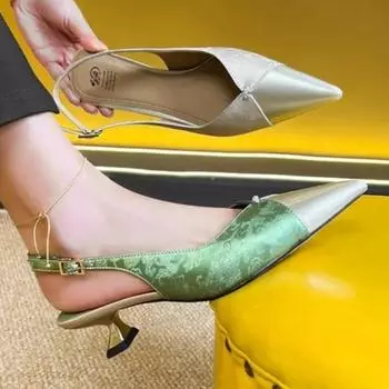 Распродажа женской обуви 2024 года. Женские туфли-лодочки с пряжкой. Летние туфли с острым носком. Разноцветные туфли на шпильке или тонком каблуке. Офисная женская обувь. 35 чёрный