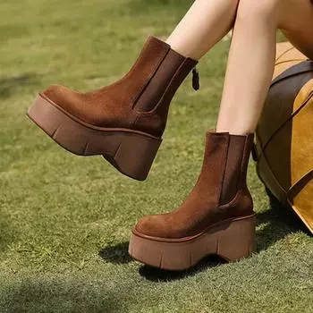 Распродажа женской обуви. Женские сапоги на молнии. Осенние сапоги с круглым носком из цельного флика на высоком каблуке. Водонепроницаемые лаконичные модные сапоги. 34 чёрный