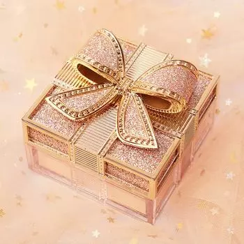 Рассыпчатая пудра для лица Розово-бежевого тона Рассыпчатая пудра для лица, для фиксации макияжа разноцветный